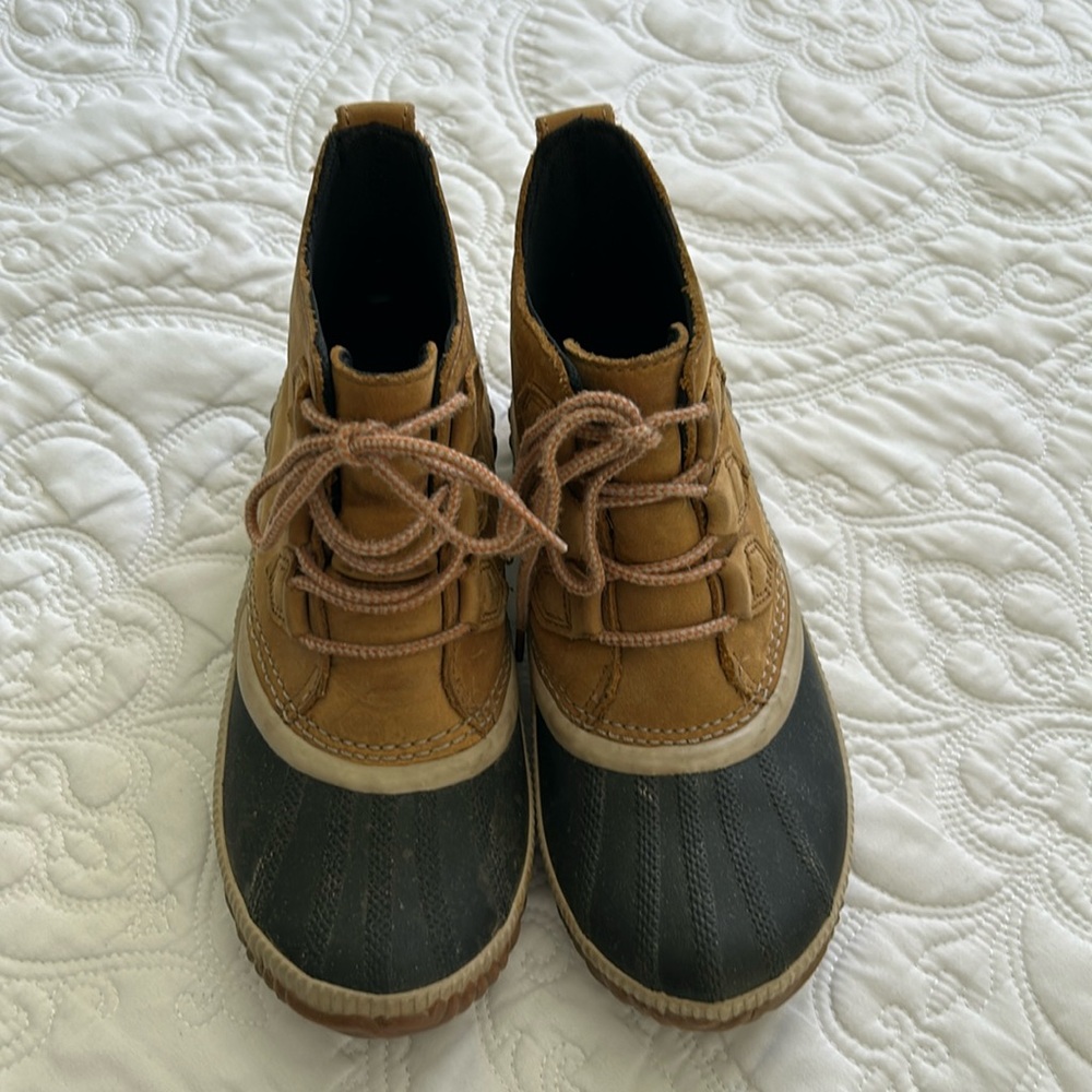 Sorel out n about duck boots